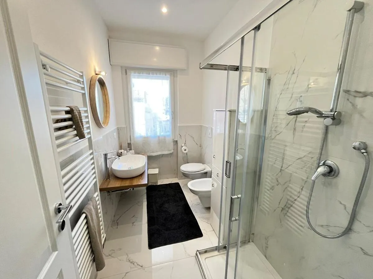 마리아나디피에트라산타 3 Bdr 100M From The Sea And Sea View And Terrace 아파트