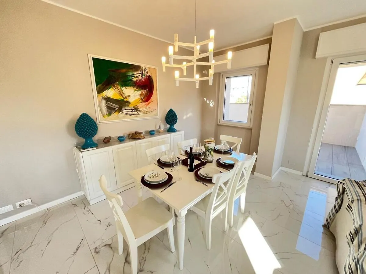 마리아나디피에트라산타 3 Bdr 100M From The Sea And Sea View And Terrace 아파트